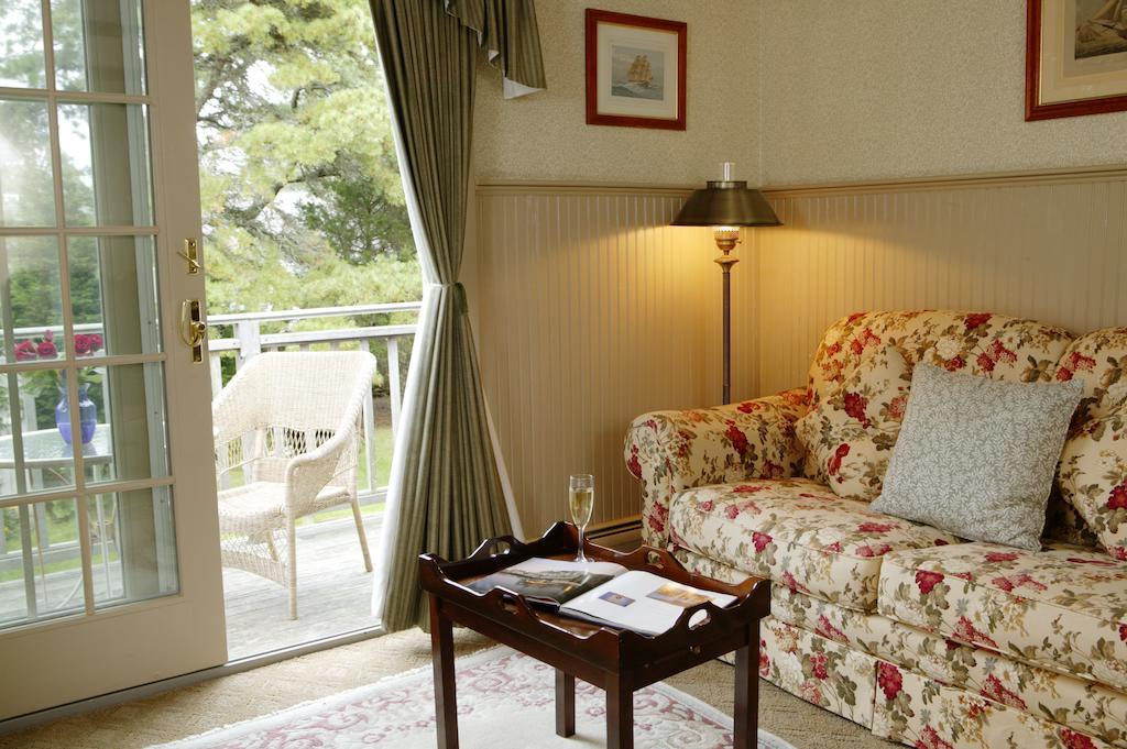 Captain'S House Inn Chatham Chambre photo